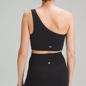 Lululemon Align™ Asymmetrical Bra. Size 6. Black